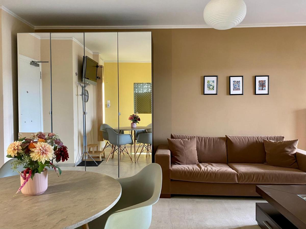 Einstein'S Apartment เอเธนส์ ภายนอก รูปภาพ